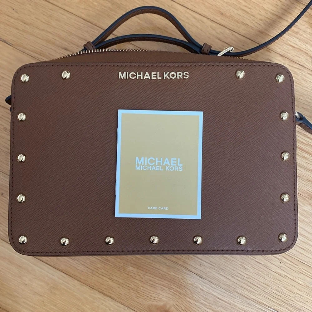 NWT Michael Kors Sandrine Stud Crossbody Leather Bag - Picture 5 of 9